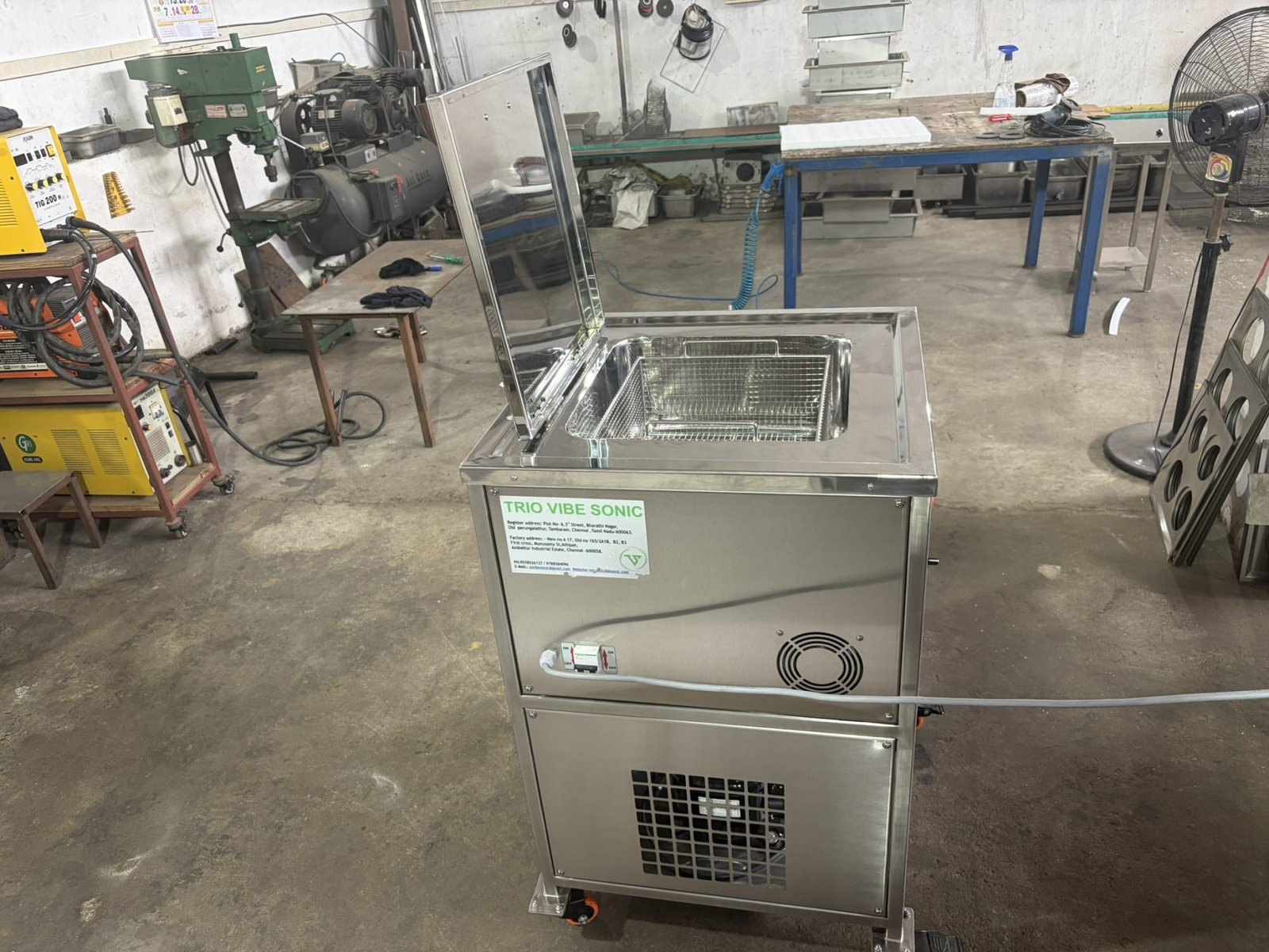 Ultrasonic Cleaning with Chiller