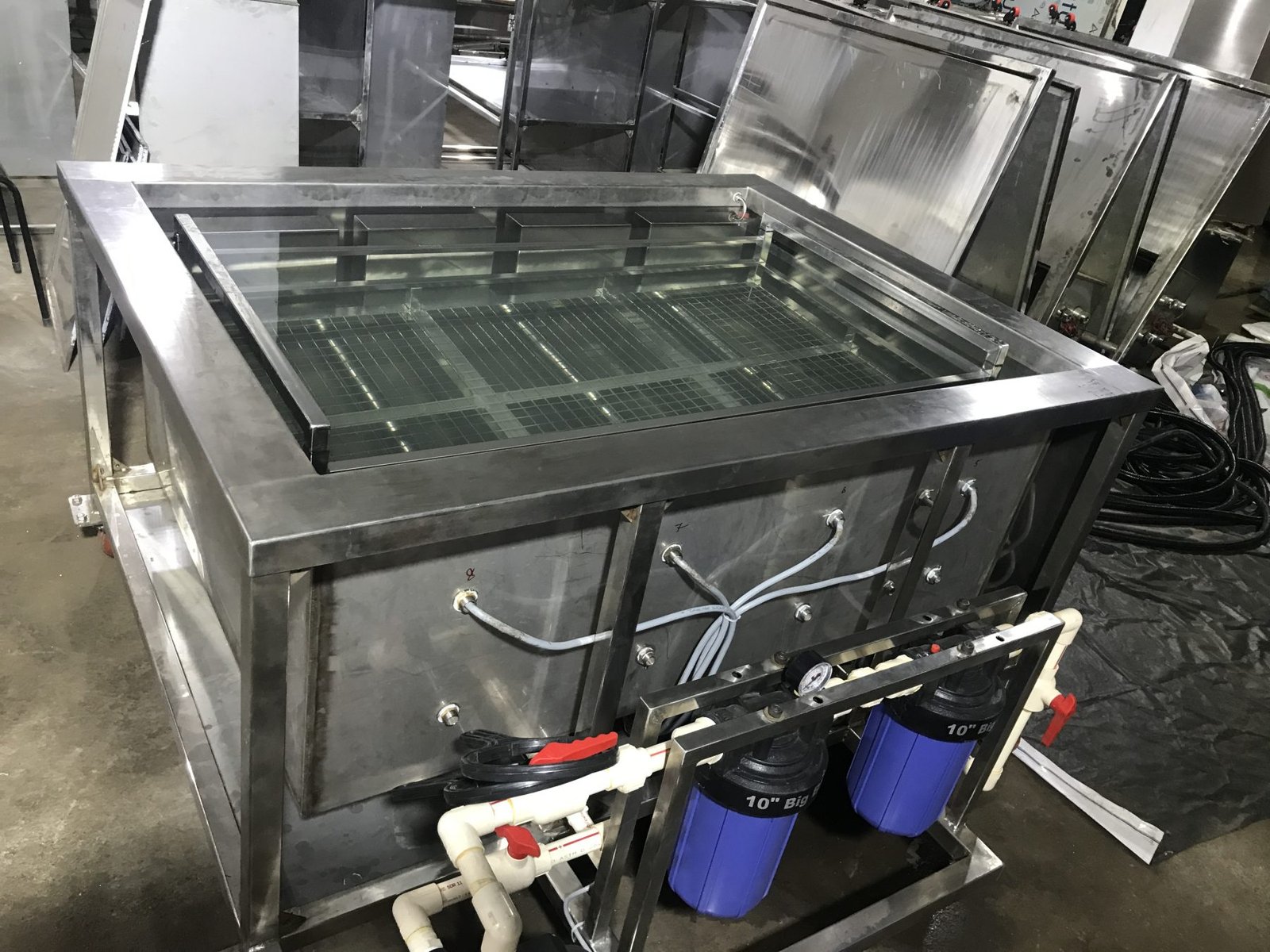 Ultrasonic Cleaning with Online Filtration