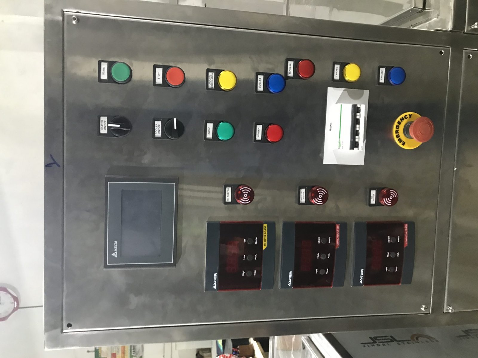 Ultrasonic Cleaning with Online Filtration
